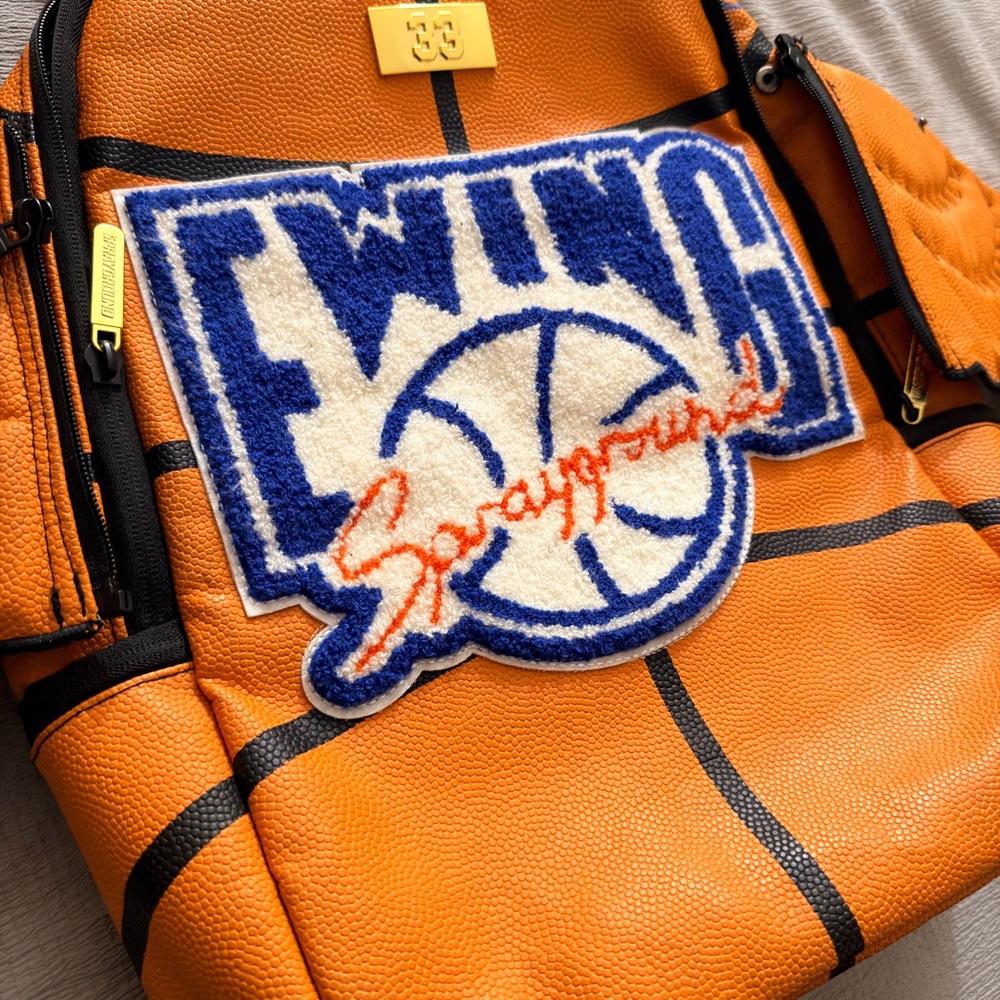 Rare!! Patrick Ewing 33 Hi Top Sneakers with Sprayground Wing backpack combo. - Picture 7 of 12